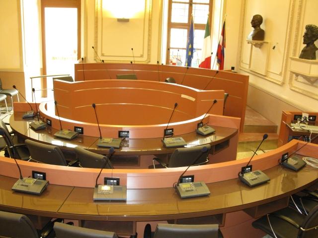 Il Consiglio comunale di Bra discute il bilancio 2022/2024