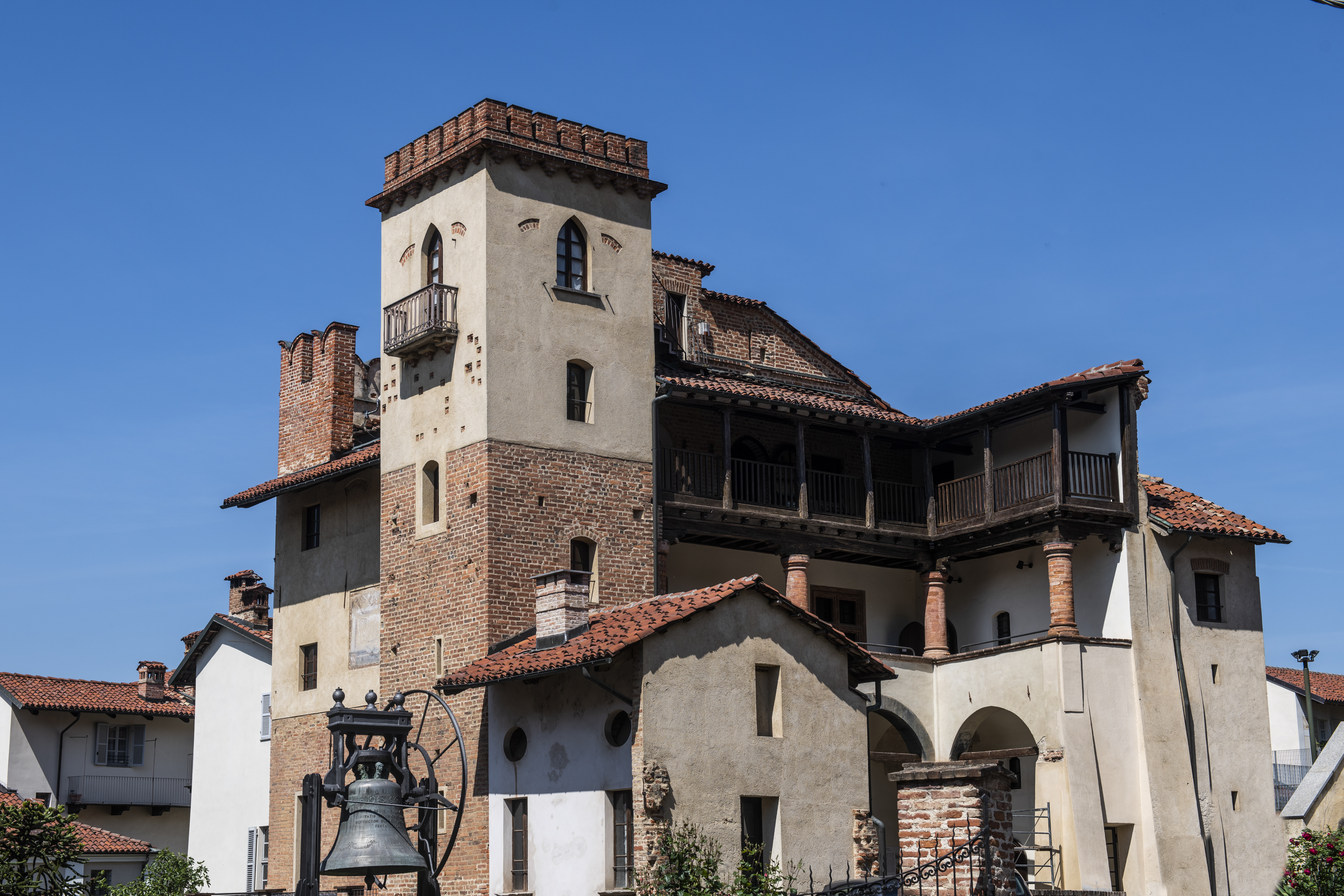 Trame e legami: tre laboratori a Palazzo Traversa