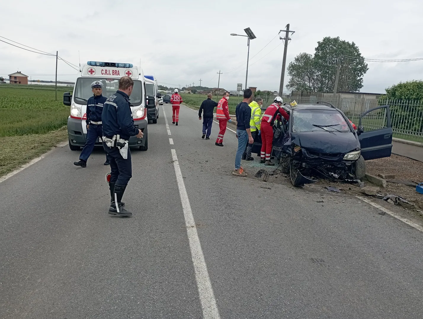 Alla guida con una patente falsa, denunciato per lesioni aggravate