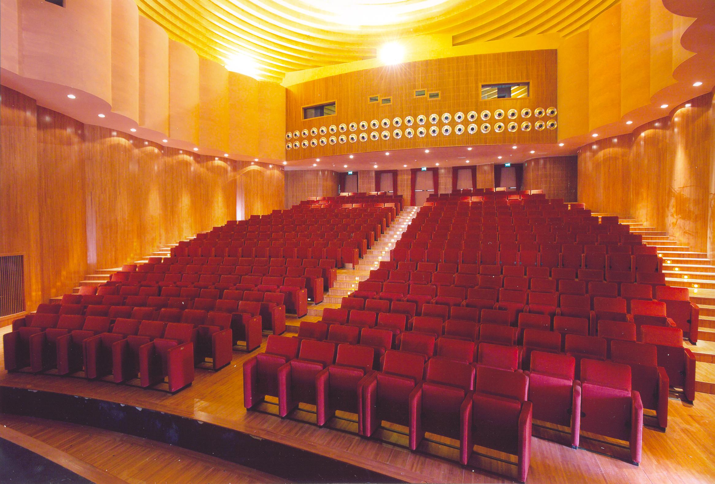 Il botteghino del Politeama apre il lunedì pomeriggio