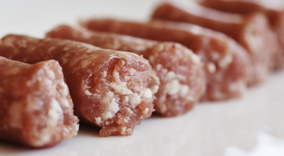 Bra’s, il Festival della Salsiccia di Bra: tre chef stellati celebrano l’eccellenza