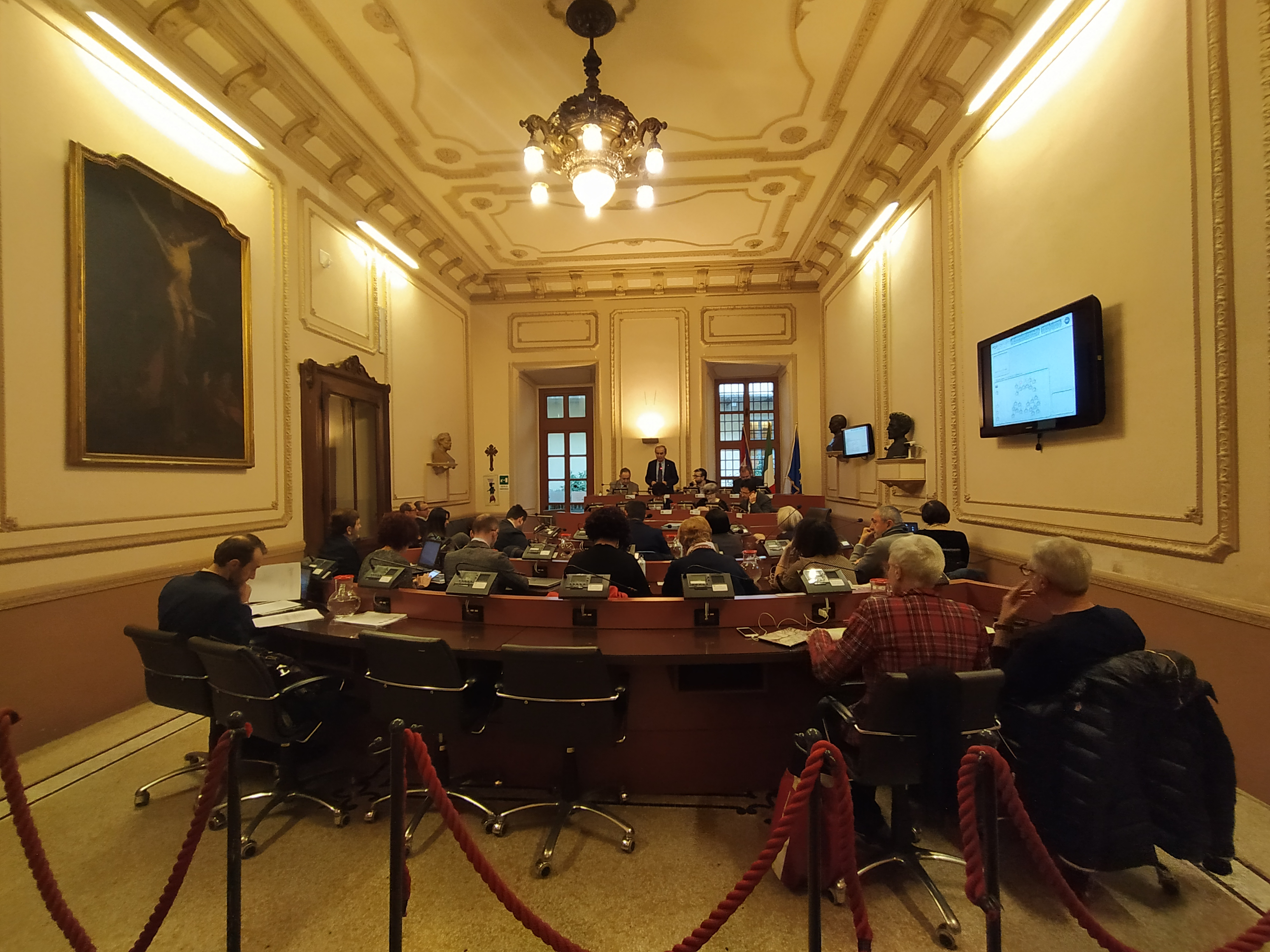 Bra: i consiglieri devolvono il proprio gettone alle famiglie dei Vigili del Fuoco caduti