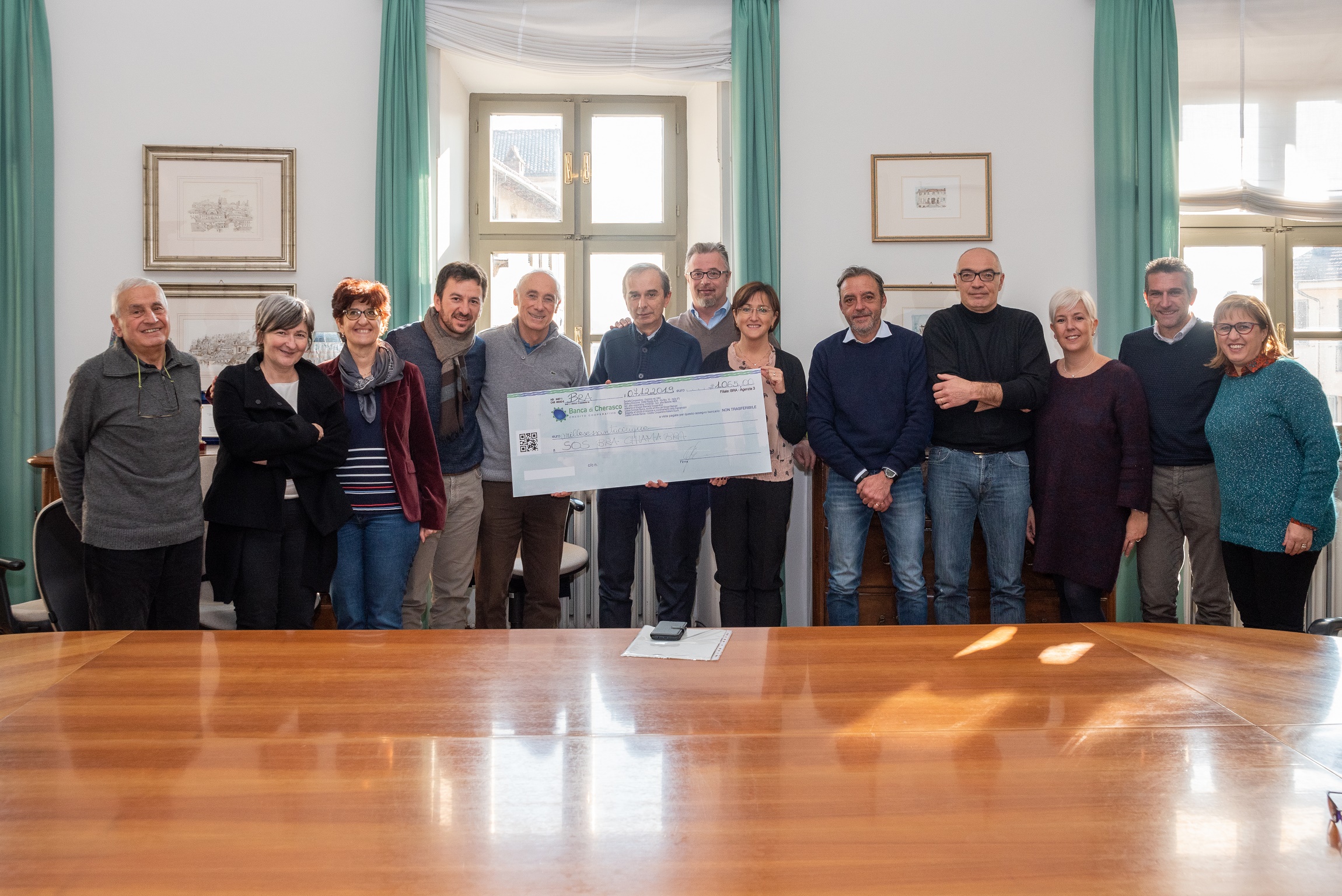 Bra: dal Comitato Oltreferrovia fondi benefici e un defibrillatore