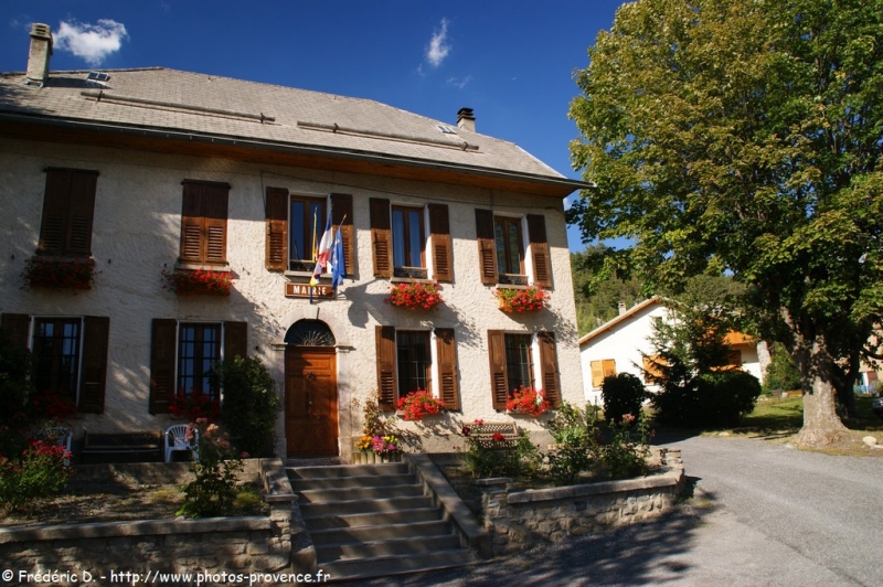 Da Bra il saluto al nuovo sindaco della “città amica” Saint-Pons