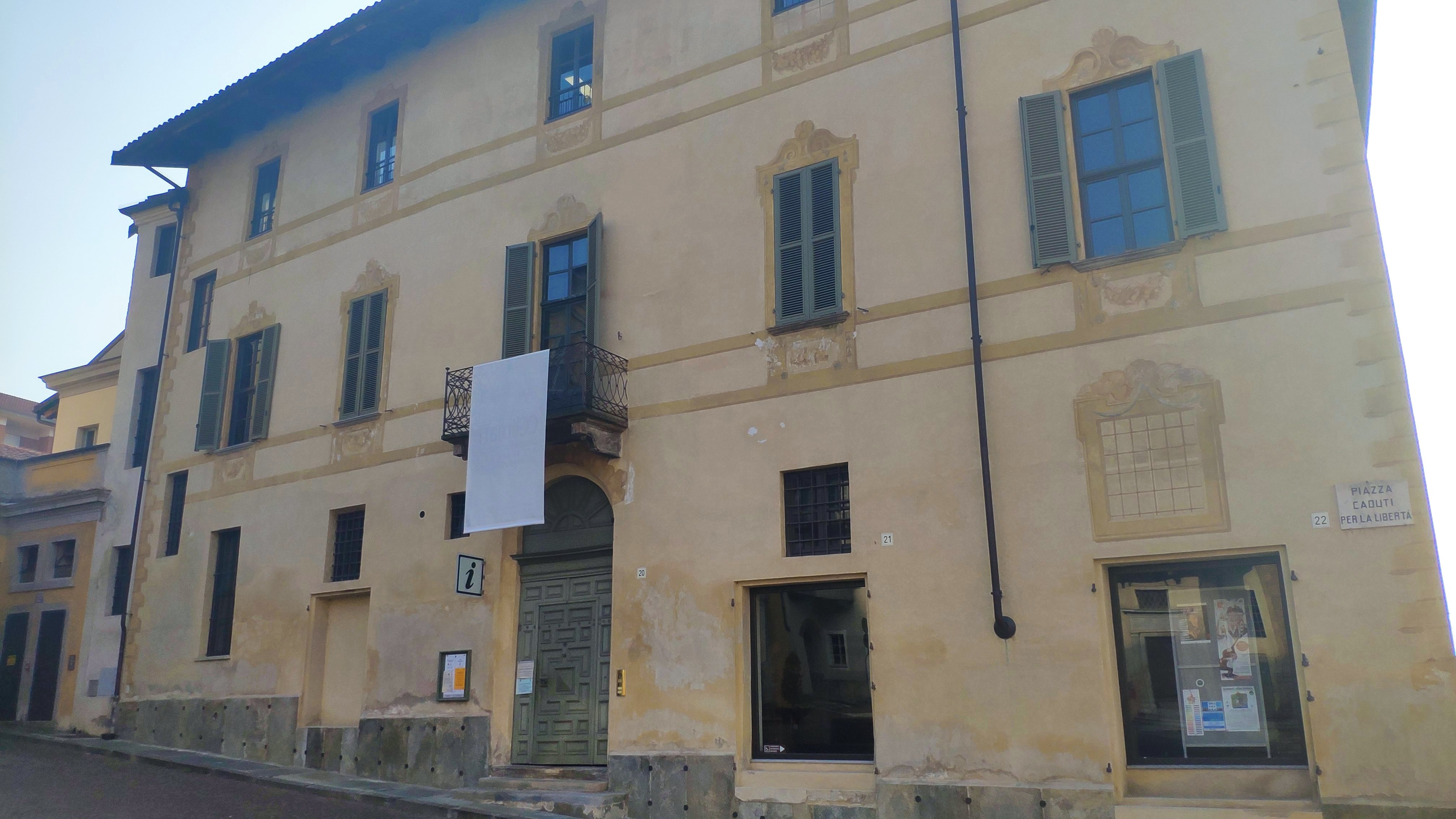 “Illumina Novembre”: Bra a sostegno della lotta al tumore al polmone