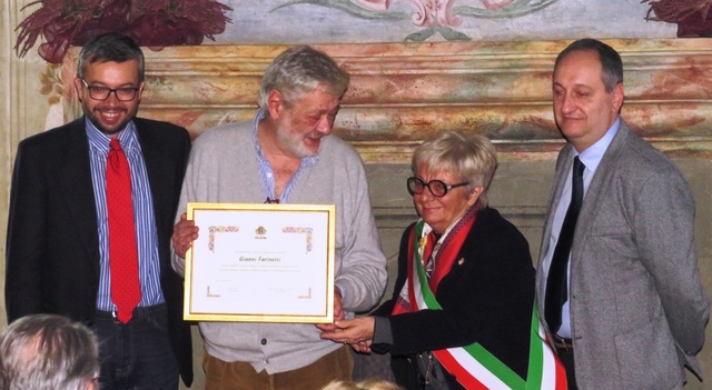 Conferita a Gianni Farinetti la cittadinanza onoraria