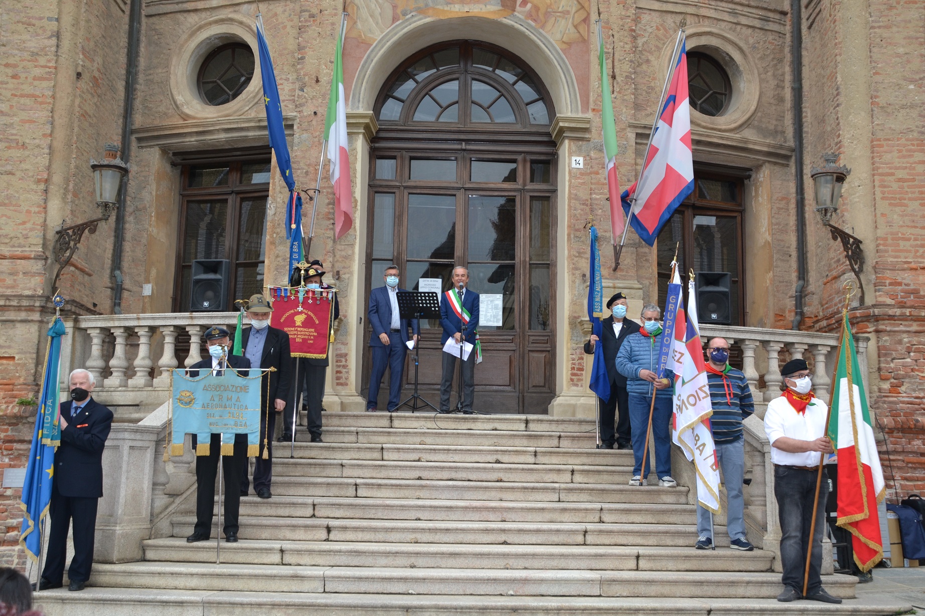 Bra: consegnate le onorificenze dell’Ordine al Merito della Repubblica Italiana