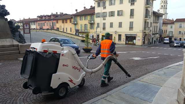 Bra: nuovi mezzi elettrici per la pulizia delle strade cittadine